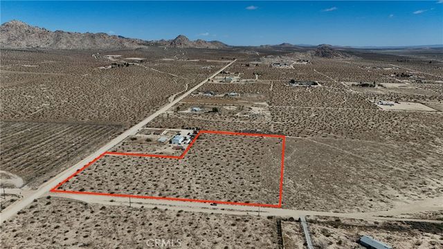 708 Rabbit Springs Road, Lucerne Valley, CA 92356