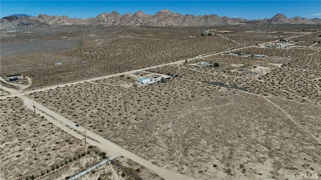 708 Rabbit Springs Road, Lucerne Valley, CA 92356