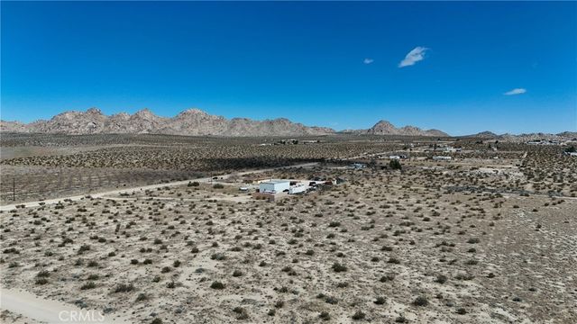 708 Rabbit Springs Road, Lucerne Valley, CA 92356