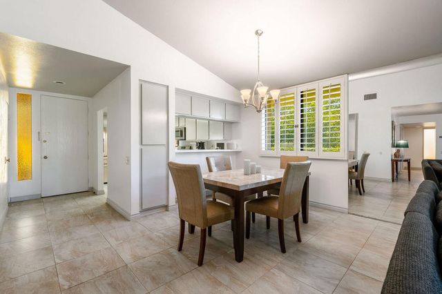 395 E La Verne Way, Palm Springs, CA 92264