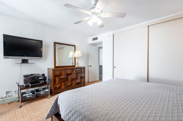 395 E La Verne Way, Palm Springs, CA 92264