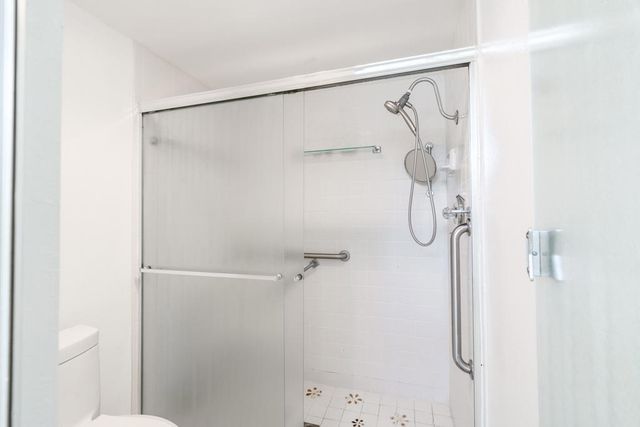 395 E La Verne Way, Palm Springs, CA 92264