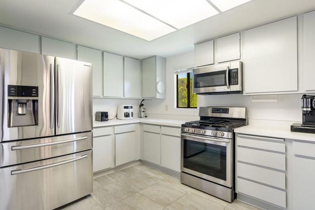 395 E La Verne Way, Palm Springs, CA 92264