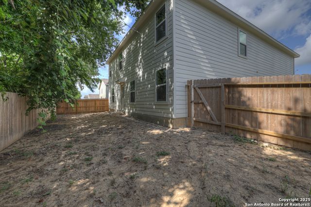 705 Black Mountain, Seguin, TX 78155