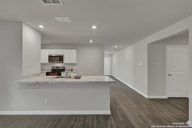 705 Black Mountain, Seguin, TX 78155