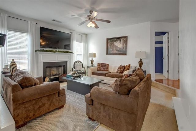 1828 Sandy Trail Drive, Hampton, GA 30228