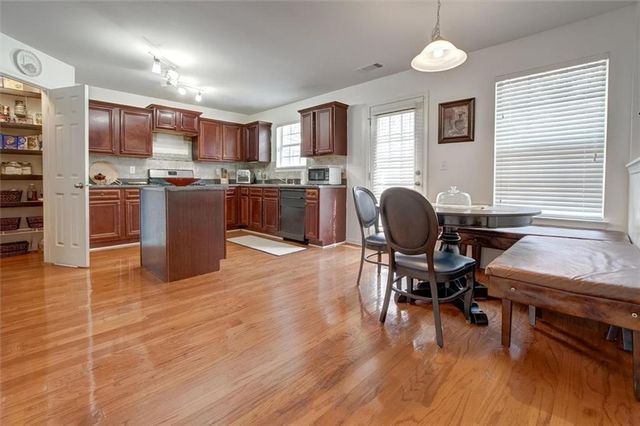 1828 Sandy Trail Drive, Hampton, GA 30228