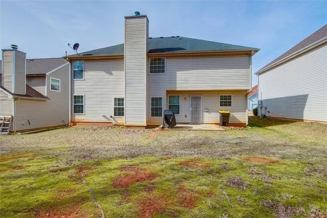 1828 Sandy Trail Drive, Hampton, GA 30228