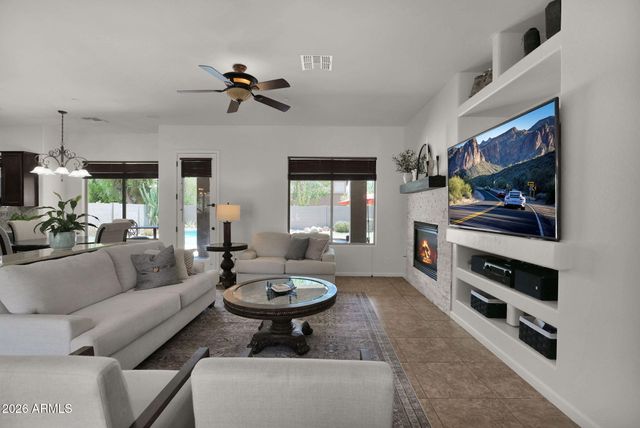 3971 E SCOUT Pass, Phoenix, AZ 85050