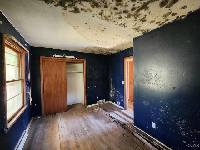 144 Oakdale Drive, Syracuse, NY 13207