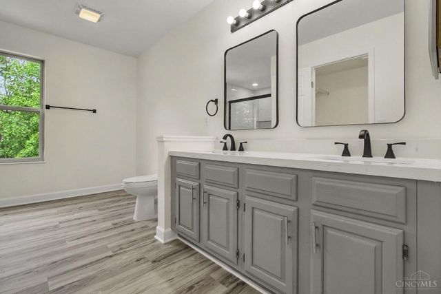 1482 Waycross Road, Forest Park, OH 45240
