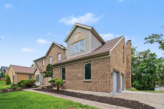 1482 Waycross Road, Forest Park, OH 45240