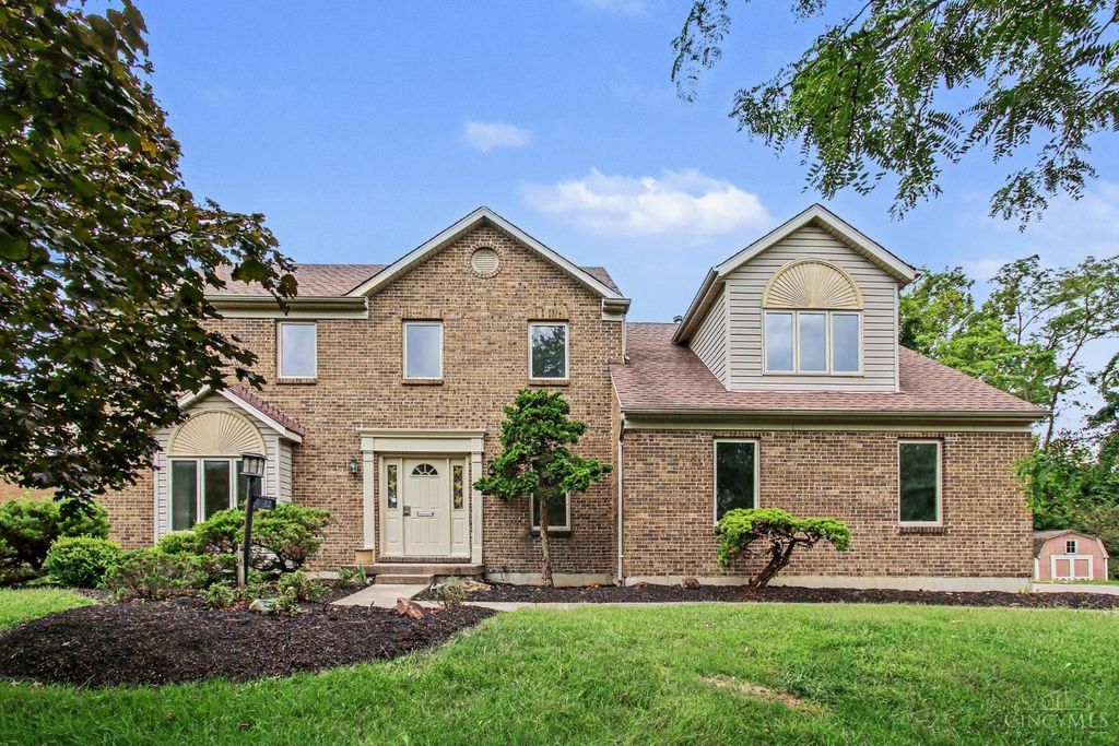 1482 Waycross Road, Forest Park, OH 45240