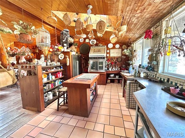 15303 E Highway 32, Boss, MO 65440