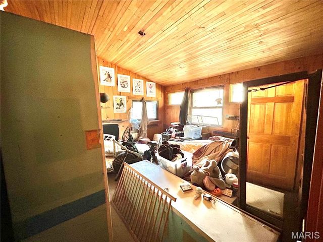 15303 E Highway 32, Boss, MO 65440