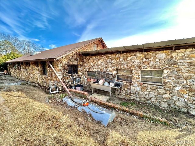 15303 E Highway 32, Boss, MO 65440