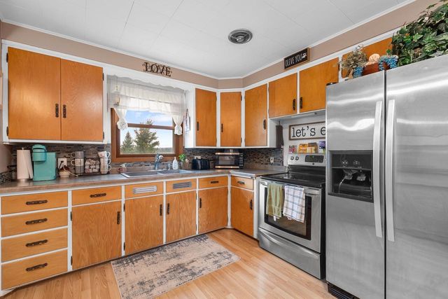 2605 W MAIN STREET, Merrill, WI 54452