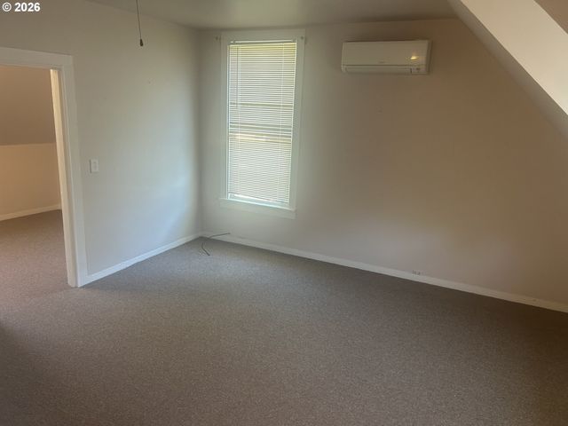 1511 Ne TILLAMOOK St, Portland, OR 97212
