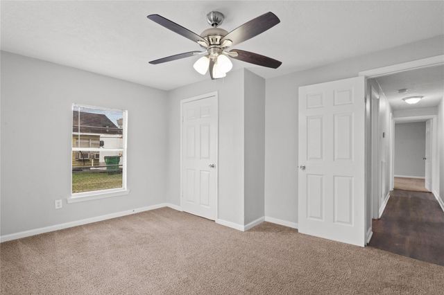 419 N Parrish Street, Angleton, TX 77515