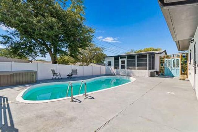 2115 PHILIPPE PARKWAY, Safety Harbor, FL 34695