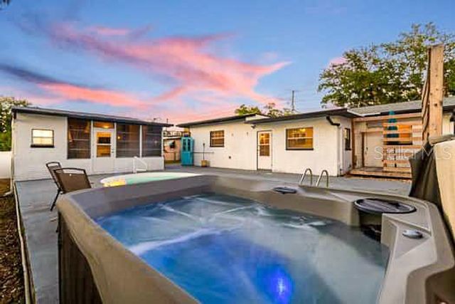 2115 PHILIPPE PARKWAY, Safety Harbor, FL 34695