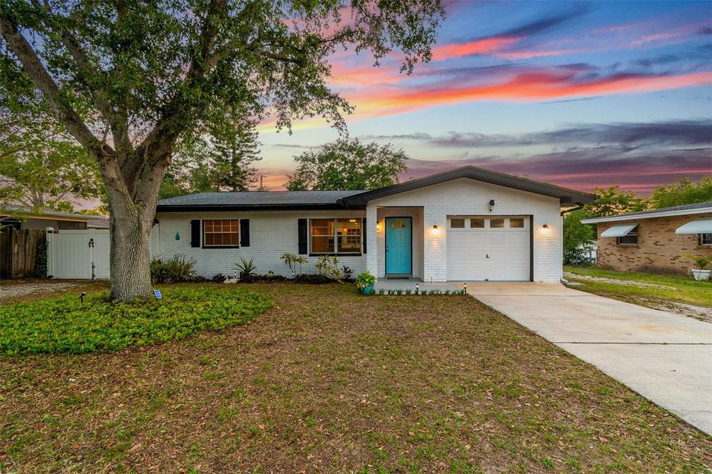 2115 PHILIPPE PARKWAY, Safety Harbor, FL 34695