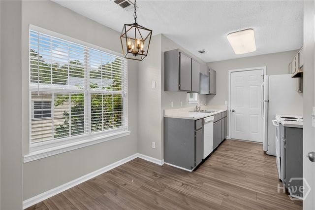 17 Leeward Drive, Savannah, GA 31419