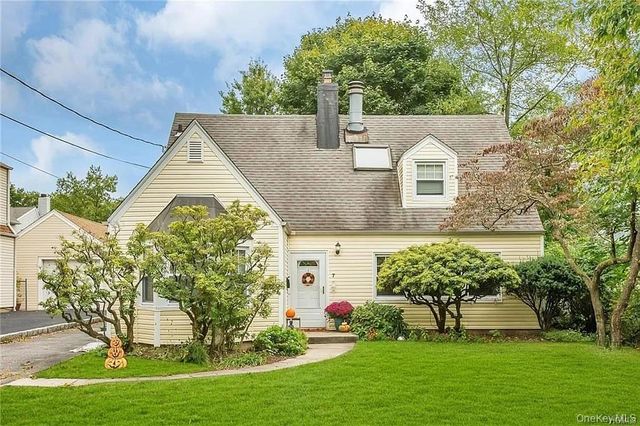 7 Wendover Road, Eastchester, NY 10709