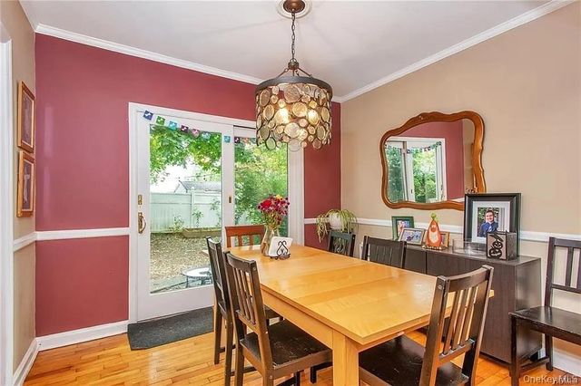 7 Wendover Road, Eastchester, NY 10709