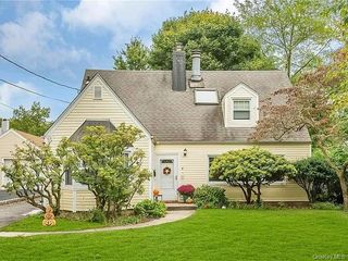 7 Wendover Road, Eastchester, NY 10709