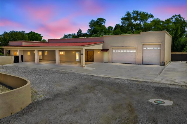2742 Rio Grande Boulevard NW, Albuquerque, NM 87104