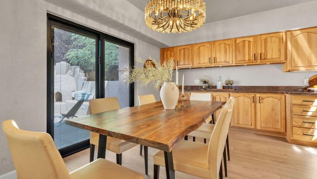 2742 Rio Grande Boulevard NW, Albuquerque, NM 87104