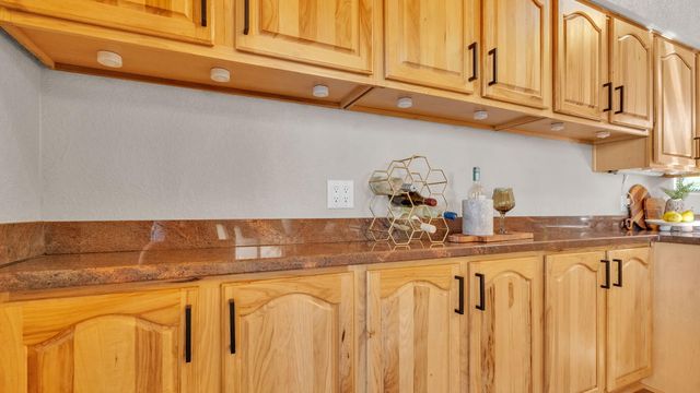 2742 Rio Grande Boulevard NW, Albuquerque, NM 87104