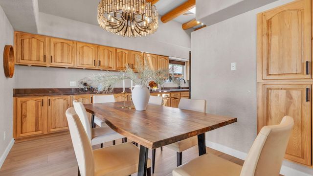 2742 Rio Grande Boulevard NW, Albuquerque, NM 87104