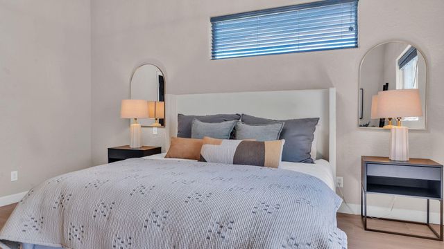 2742 Rio Grande Boulevard NW, Albuquerque, NM 87104