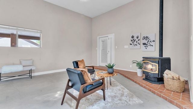 2742 Rio Grande Boulevard NW, Albuquerque, NM 87104