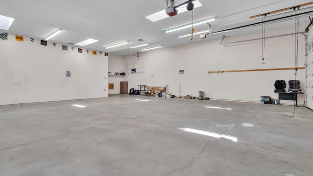 2742 Rio Grande Boulevard NW, Albuquerque, NM 87104