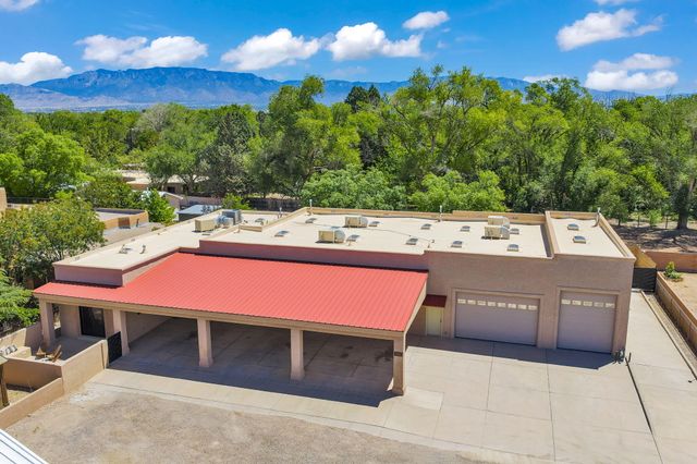 2742 Rio Grande Boulevard NW, Albuquerque, NM 87104