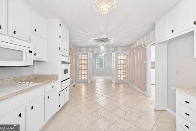 205 Allie Drive, Mcdonough, GA 30252