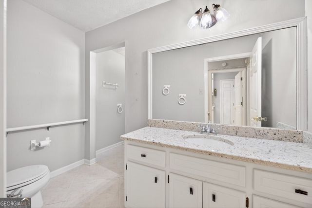 205 Allie Drive, Mcdonough, GA 30252