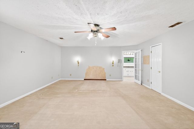 205 Allie Drive, Mcdonough, GA 30252