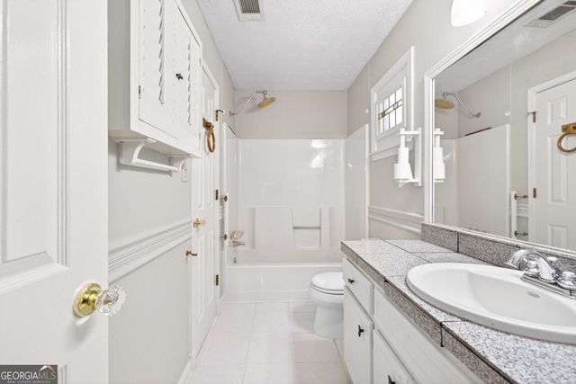 205 Allie Drive, Mcdonough, GA 30252