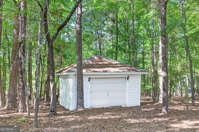 205 Allie Drive, Mcdonough, GA 30252