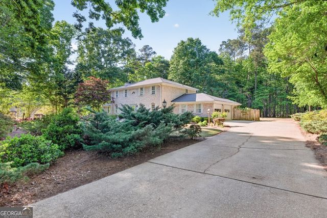 205 Allie Drive, Mcdonough, GA 30252