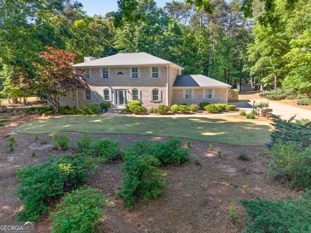 205 Allie Drive, Mcdonough, GA 30252
