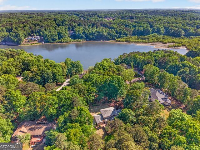 205 Allie Drive, Mcdonough, GA 30252