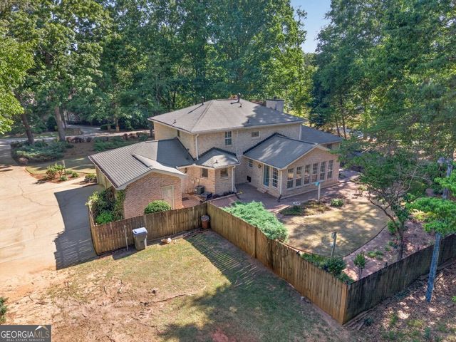 205 Allie Drive, Mcdonough, GA 30252