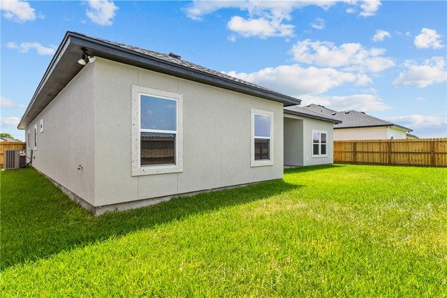 6854 La Salle Dr, Corpus Christi, TX 78414
