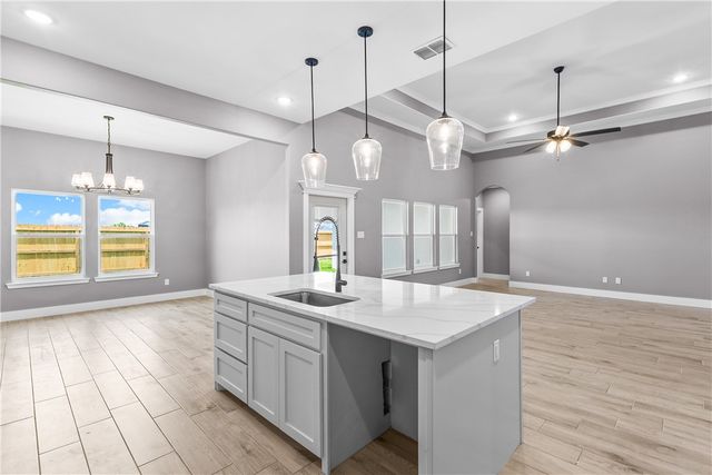 6854 La Salle Dr, Corpus Christi, TX 78414