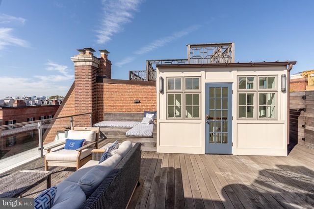 2131 BANCROFT PL NW, Washington, DC 20008